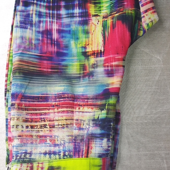 Clothes - Picture 11 of 14